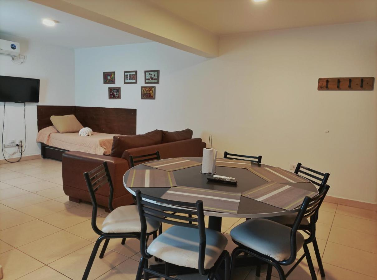 Apartamento Carnaval p/6 - 2 dorm - Amplio y a 5' del centro Salta Exterior foto