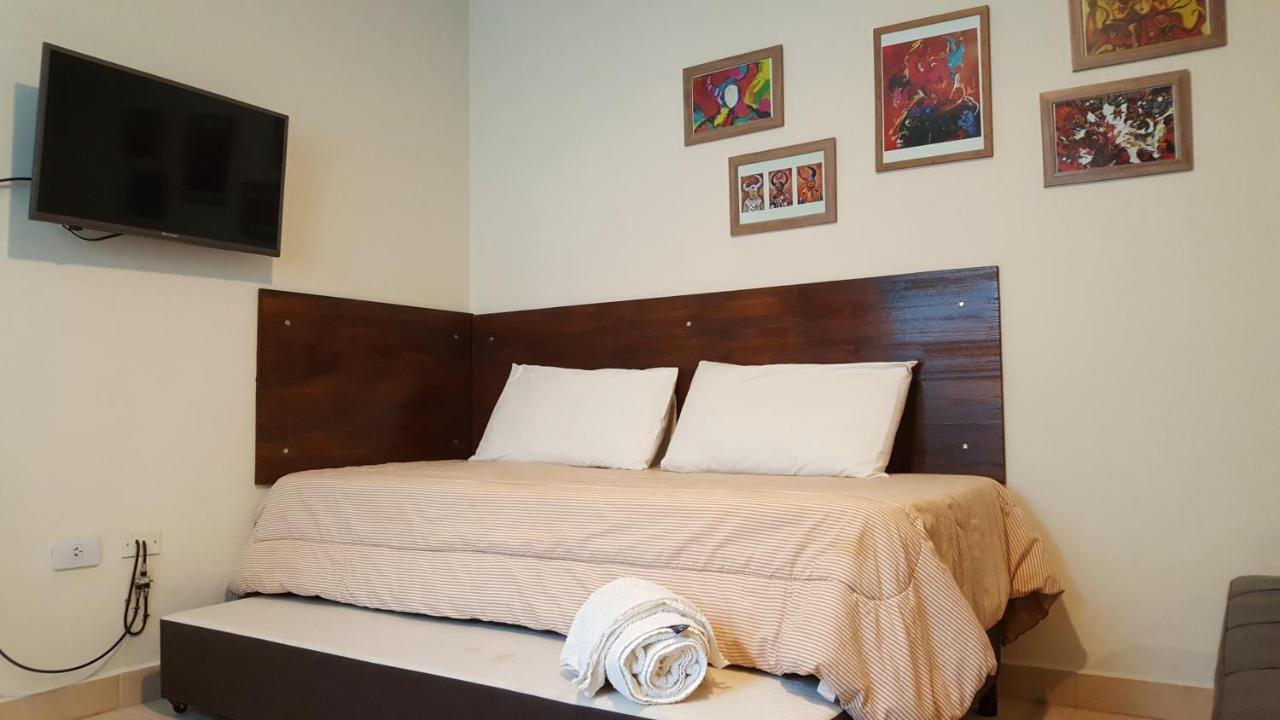 Apartamento Carnaval p/6 - 2 dorm - Amplio y a 5' del centro Salta Exterior foto